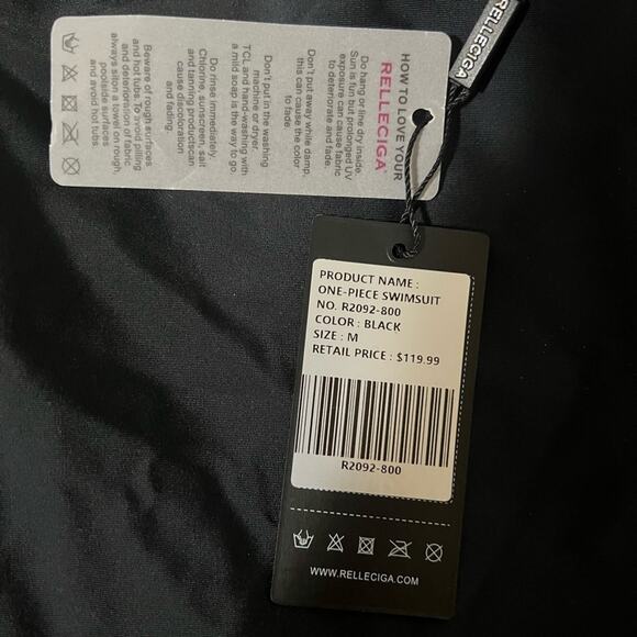 Relleciga One piece swimsuit Sz Medium - Picture 5 of 5